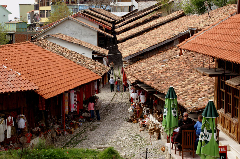 Albania, Kruja, botteghe di artigiani