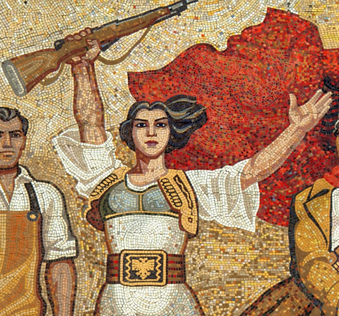 Tirana, Mosaico sulla facciata del Museo Storico Nazionale