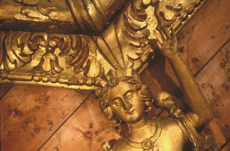 Basilica di San Nicola, cariatide del soffitto